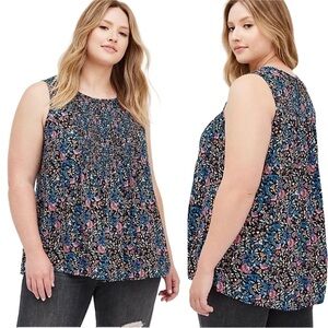 NWT Torrid Crinkle Gauze Smocked Tank in Bella Floral Size 10